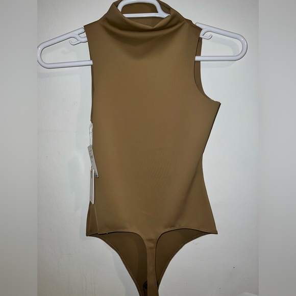 Good American Scuba Funnel Tank bodysuit - Picture 6 of 11